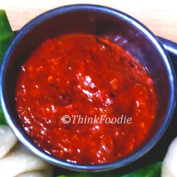 Momos Chutney | Chilli-Garlic Chutney